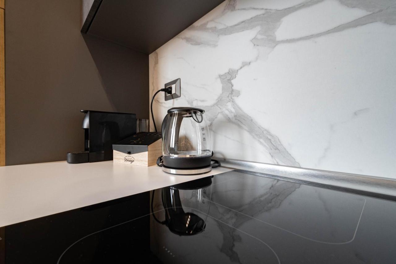 Apartment L&M, Rhomilanofiera ボッラーテ エクステリア 写真
