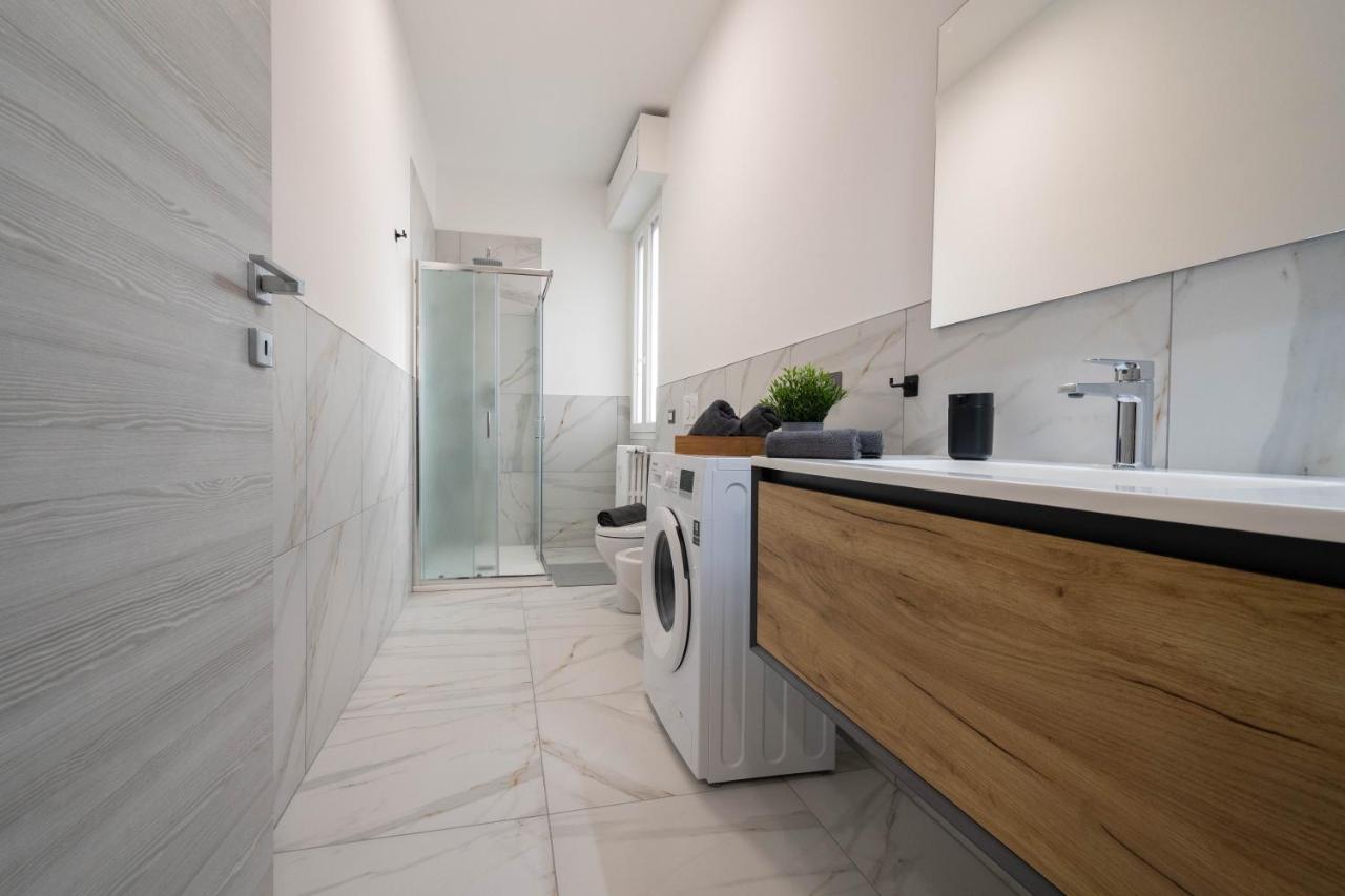 Apartment L&M, Rhomilanofiera ボッラーテ エクステリア 写真