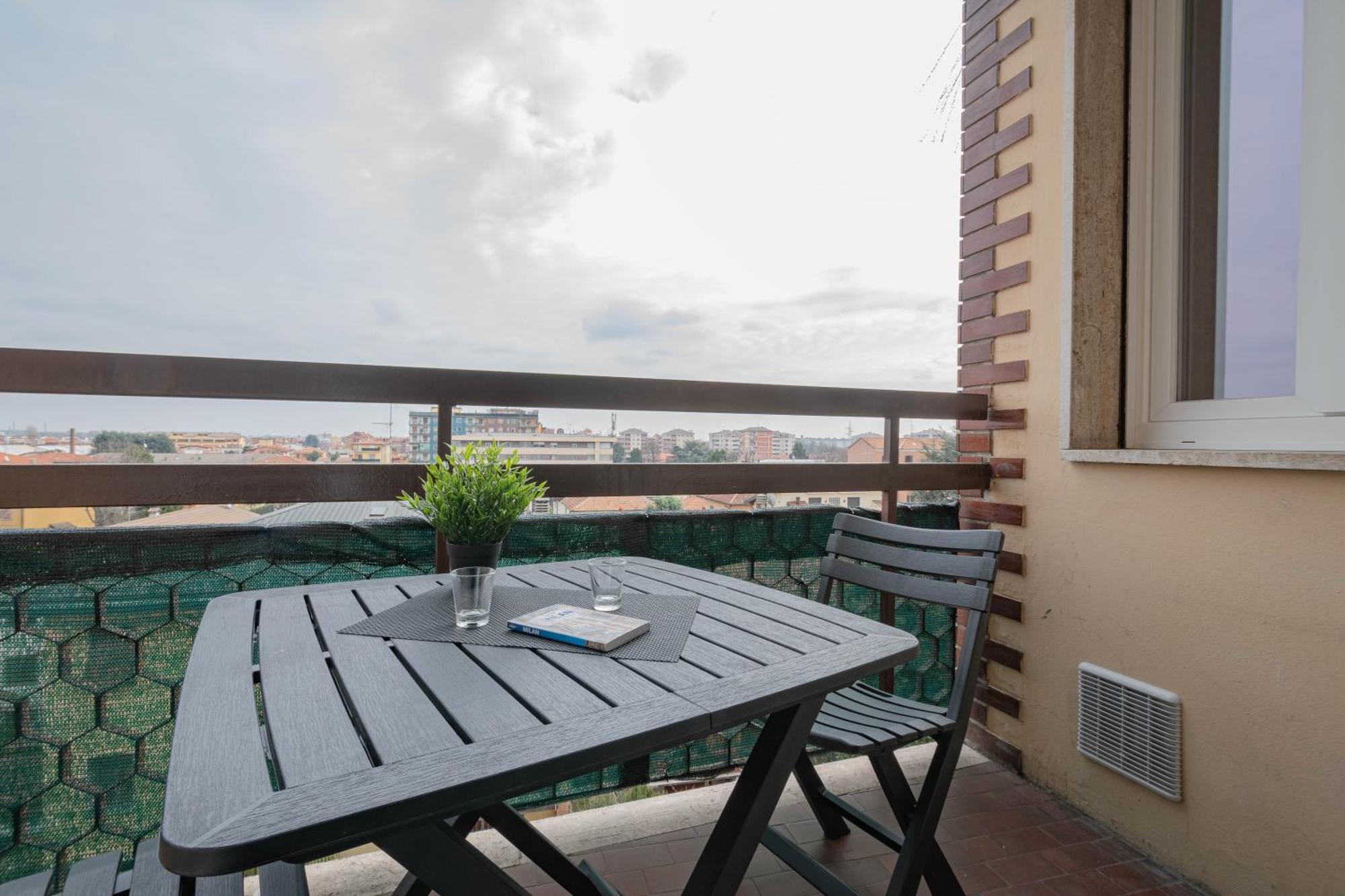 Apartment L&M, Rhomilanofiera ボッラーテ エクステリア 写真
