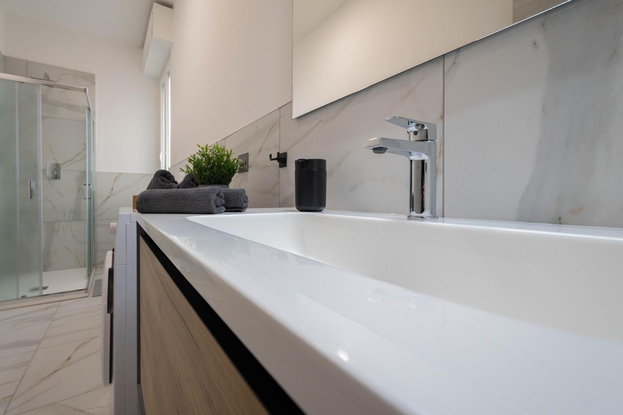 Apartment L&M, Rhomilanofiera ボッラーテ エクステリア 写真